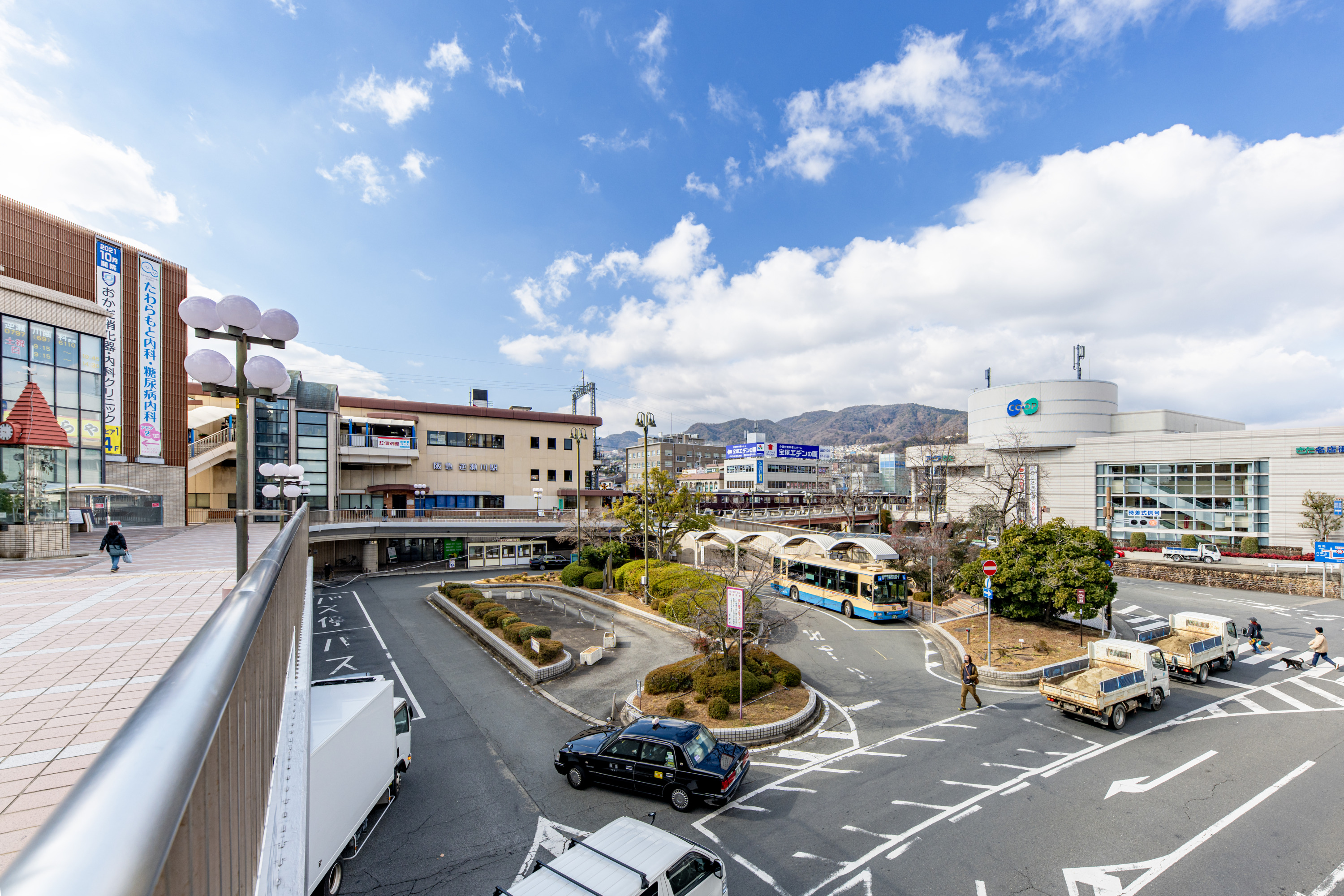 【予告広告】スマイルタウン阪急逆瀬川駅前Ⅱ